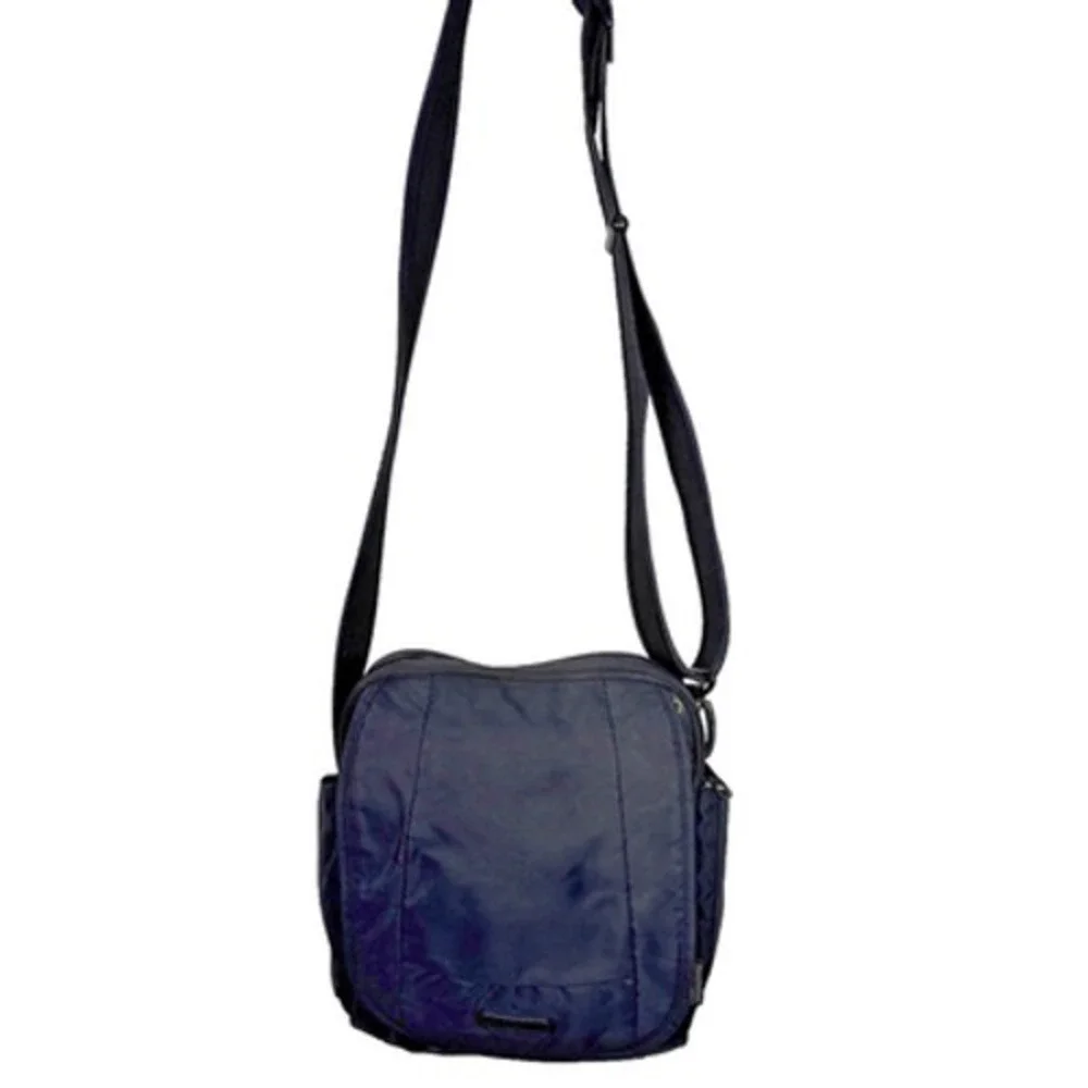 Pacsafe Metrosafe 200 Gii Unisex Messenger Bag Crossbody RFID Black Nylon Travel